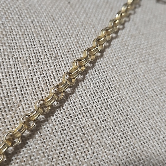 Vintage Medallion signed ART - Picture 5 of 8